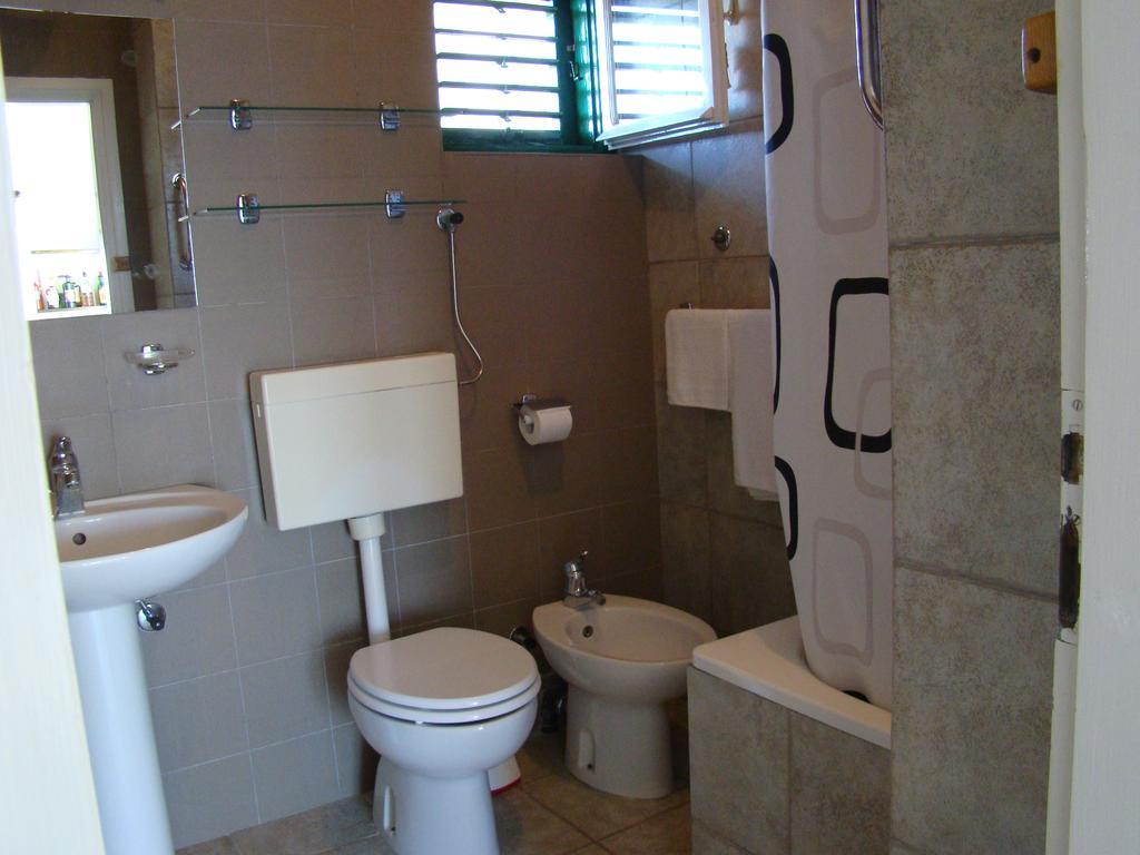 Apartments Sanda Murter Ngoại thất bức ảnh